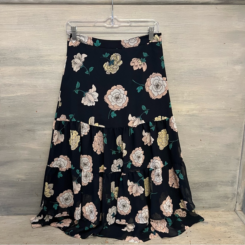 Loft Navy Blue Pink Flower Print Flowy Ruffled A-line Skirt‎ Size 2 Like New